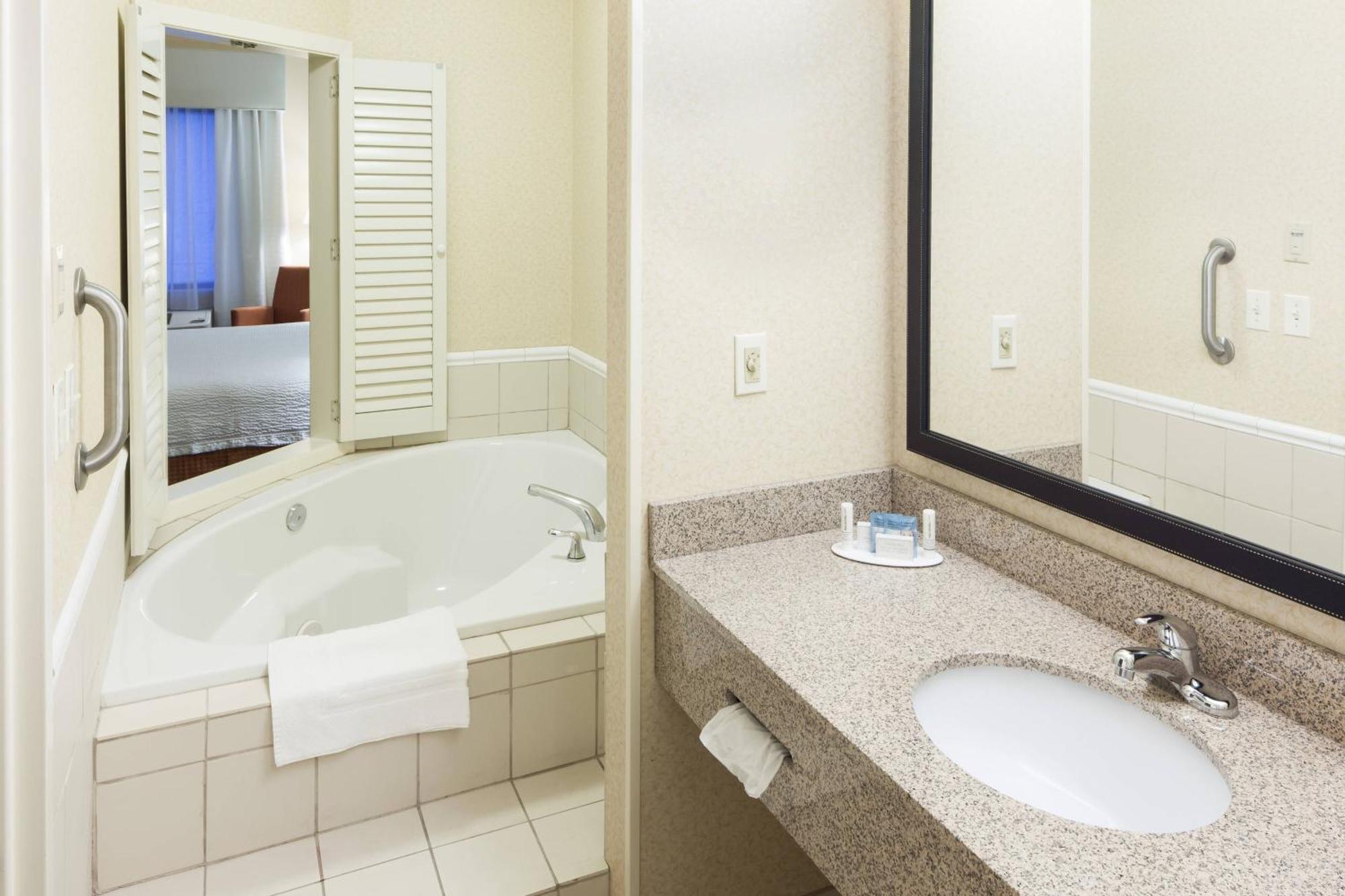 Hotel Fairfield By Marriott Ruston Exterior foto